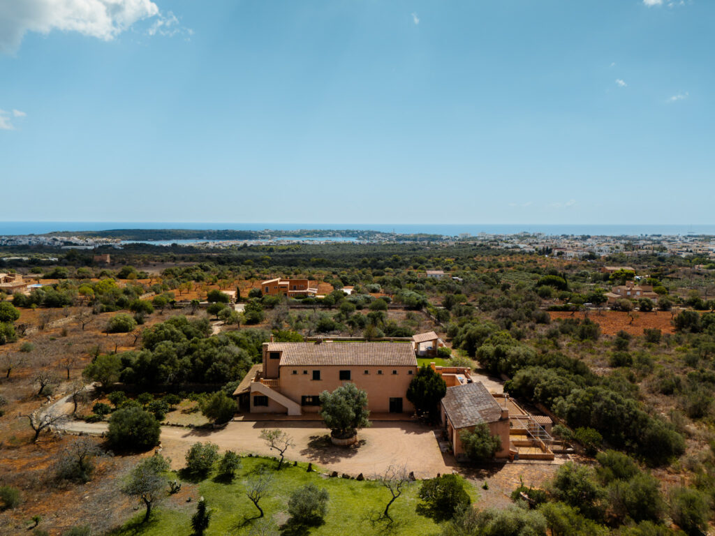 Content 10 drone pictures from big mallorcan finca