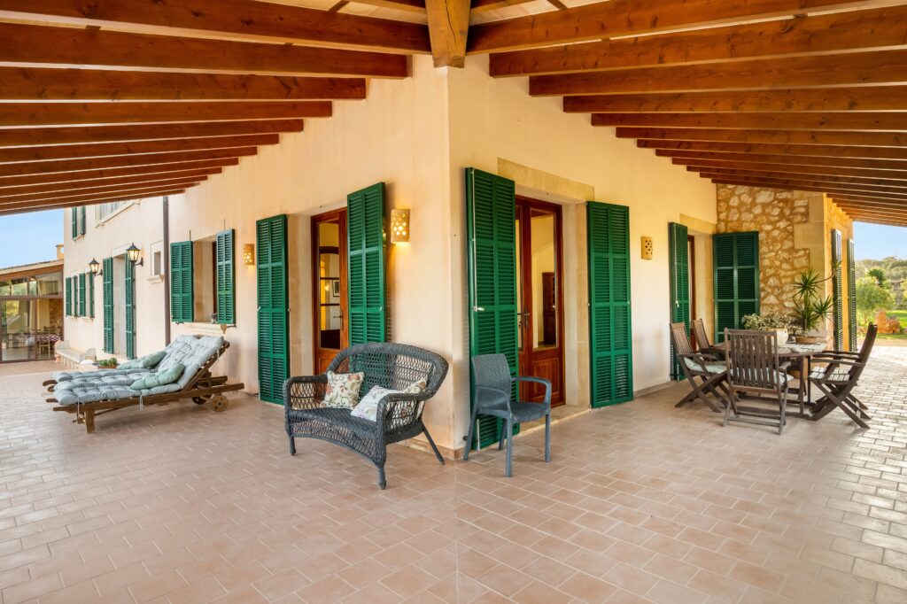 Content 15 terrace of finca mallorca